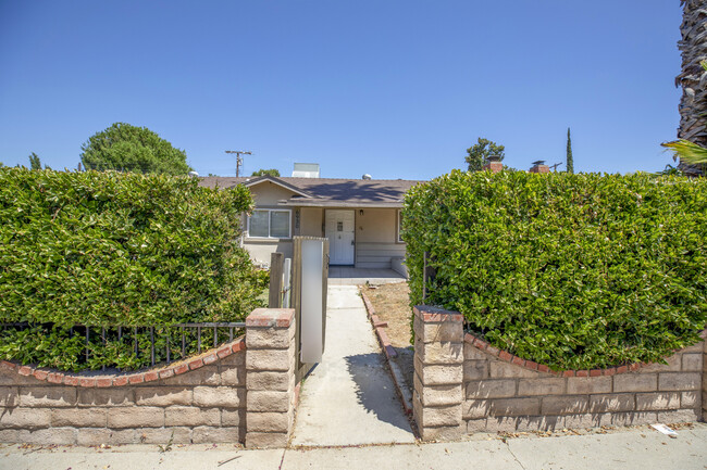 6930 Fallbrook Ave | Rentals in West Hills, CA