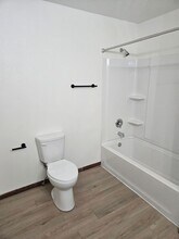 1732-1734 6th St SE in Minot, ND - Building Photo - Building Photo