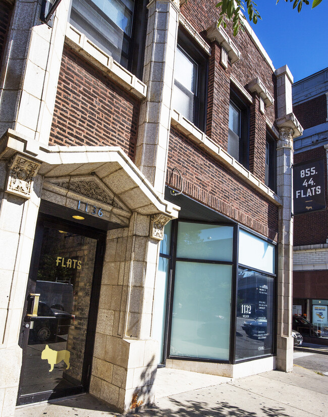 The Bachelor in Chicago, IL - Foto de edificio - Building Photo