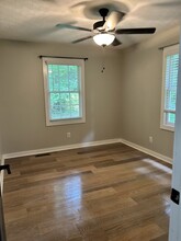 12411 New Bowling Green Rd in Smiths Grove, KY - Building Photo - Building Photo