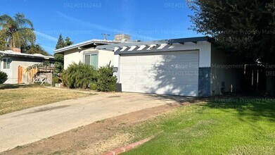 500 Day Ave in Bakersfield, CA - Building Photo - Building Photo