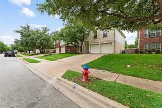 816 Rusk Rd in Round Rock, TX - Building Photo - Building Photo