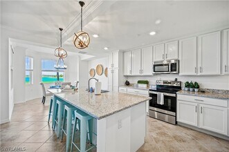 43030 Greenway Blvd, Unit 422 in Punta Gorda, FL - Building Photo - Building Photo