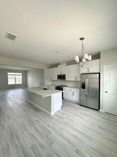 1359 Mount Royal Dr in St. Cloud, FL - Building Photo - Building Photo