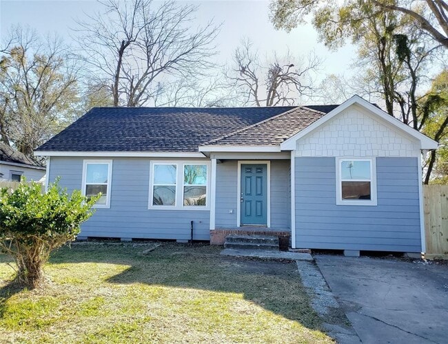 property at 4514 Willowbrook Blvd