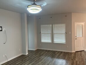 10908 Peperak Ct in Waco, TX - Building Photo - Building Photo