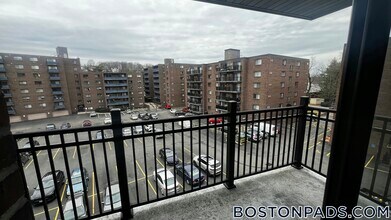 245 Main St in Watertown, MA - Building Photo - Building Photo