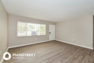 2605 Bay St in Sarasota, FL - Foto de edificio - Building Photo