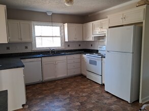 6312 Lake Rd in Nashville, TN - Building Photo - Building Photo