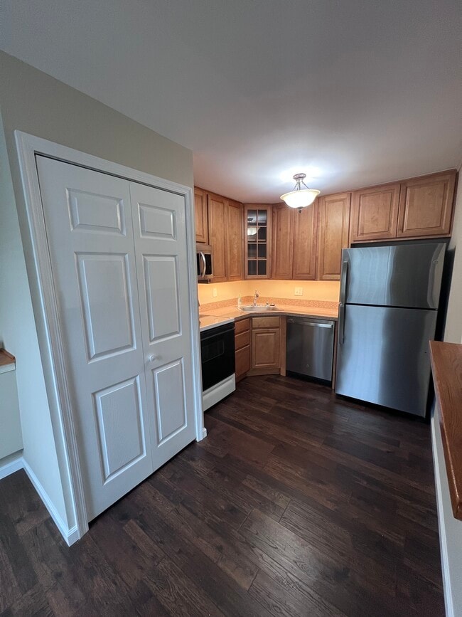 403 S Main Street, Unit G102