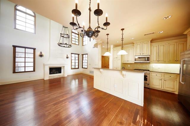 2510 N Henderson Ave in Dallas, TX - Building Photo - Building Photo