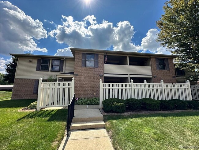 property at 19593 Northridge Dr