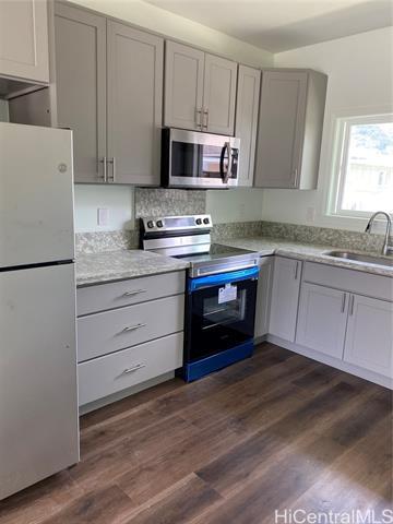 5631 Opihi St in Honolulu, HI - Building Photo