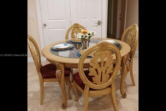 1163 NW 100th Terrace-Unit -F in Miami, FL - Building Photo - Building Photo