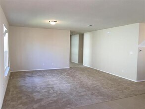 2205 Arrowhead Dr in Denton, TX - Building Photo - Building Photo