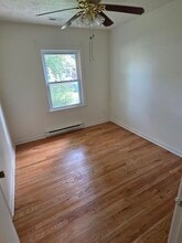 8 N Fern Ave in Highland Springs, VA - Building Photo - Building Photo