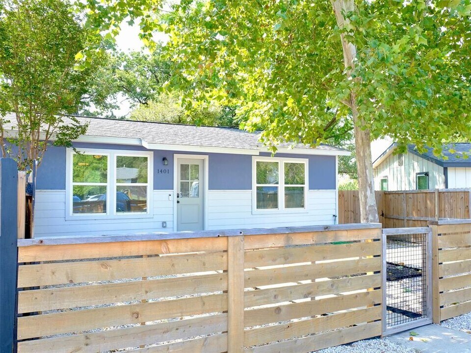 1401 Marcus Pl in Austin, TX - Building Photo