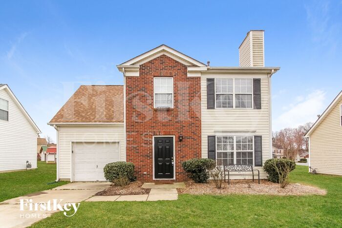 9849 Aviary Hill Way in Charlotte, NC - Foto de edificio