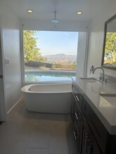 1636 Castlehill Ct in Westlake Village, CA - Building Photo - Building Photo