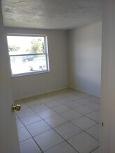 4627 Alma St, Unit 4627 in New Port Richey, FL - Building Photo - Building Photo