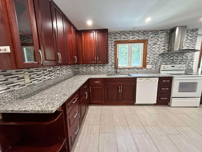 93 Farley Rd in Nashua, NH - Building Photo - Building Photo