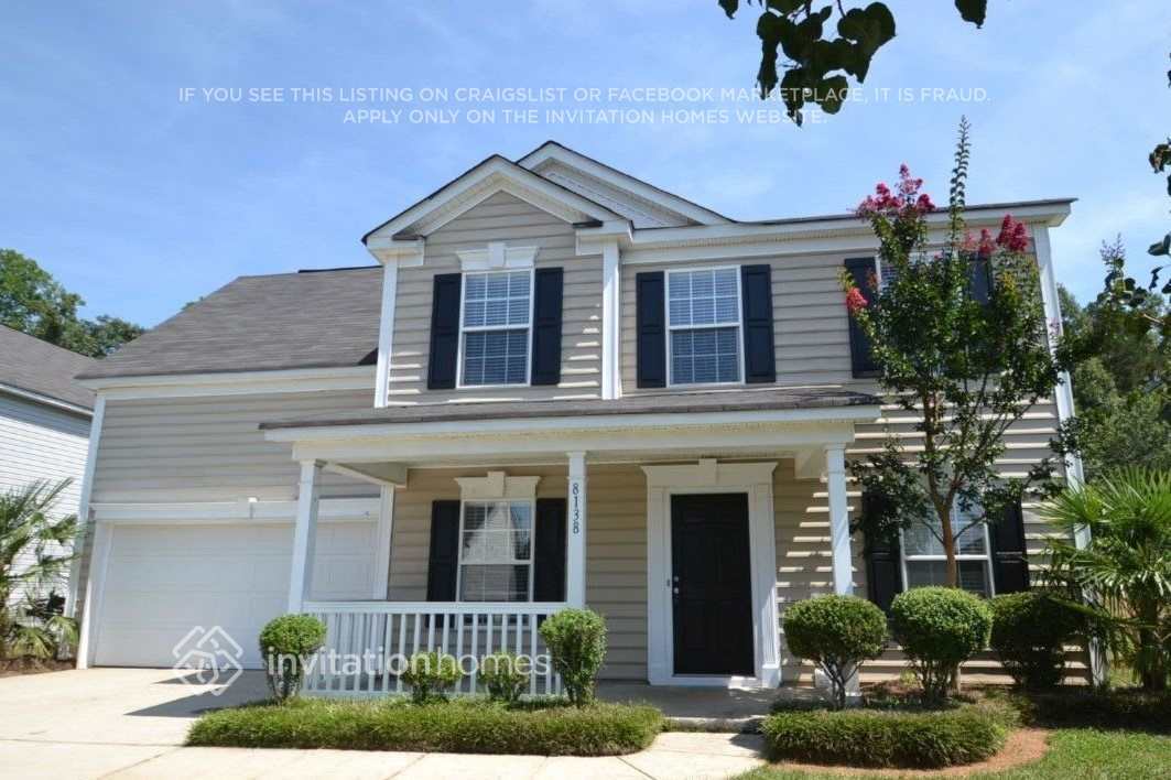 8138 Chatham Oaks Dr in Concord, NC - Building Photo