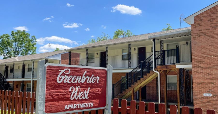 Greenbrier West in Roanoke, VA - Building Photo