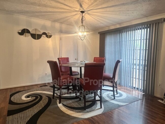 4321 On Track Rd in Raleigh, NC - Building Photo - Building Photo