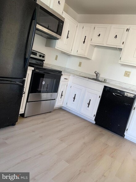 12019 Bronzegate Pl in Silver Spring, MD - Building Photo - Building Photo