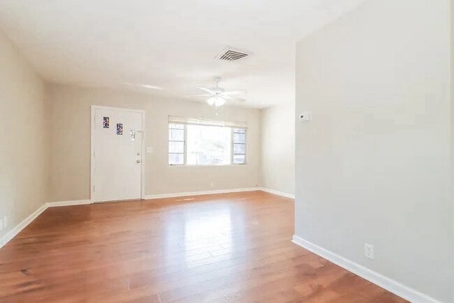 1314 Friend Ave in Clearwater, FL - Building Photo - Building Photo