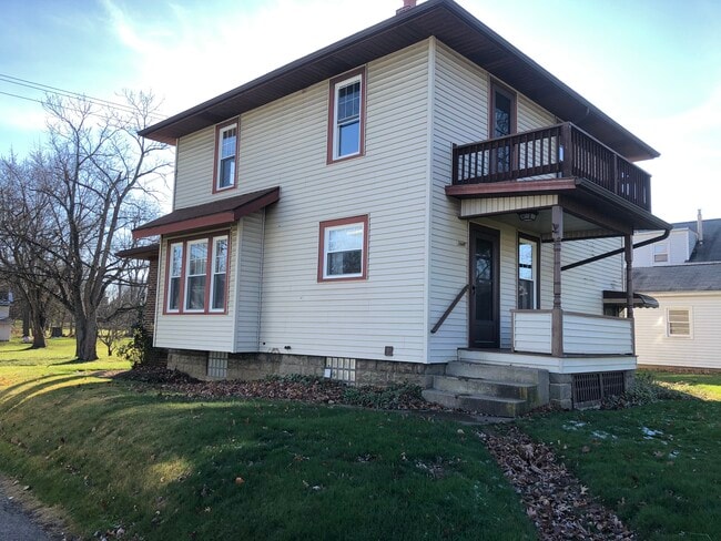 1802 Tremont Ave SW in Massillon, OH - Building Photo - Building Photo
