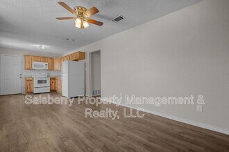 1213 NW 3rd Ave in Mineral Wells, TX - Building Photo - Building Photo