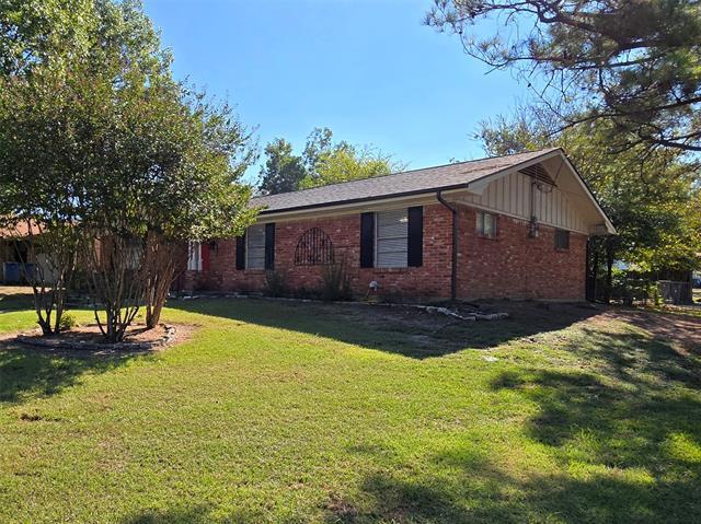 1609 Arlington Dr in Corsicana, TX - Building Photo - Building Photo
