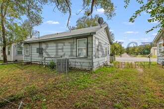 1422 S Meridian Ave in Wichita, KS - Building Photo - Building Photo