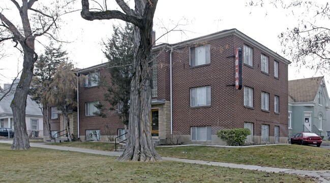 The Arches Apartments in Salt Lake City, UT - Building Photo - Building Photo