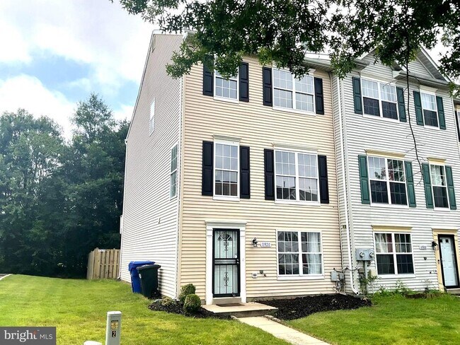 11920 Calico Woods Dr in Waldorf, MD - Building Photo - Building Photo