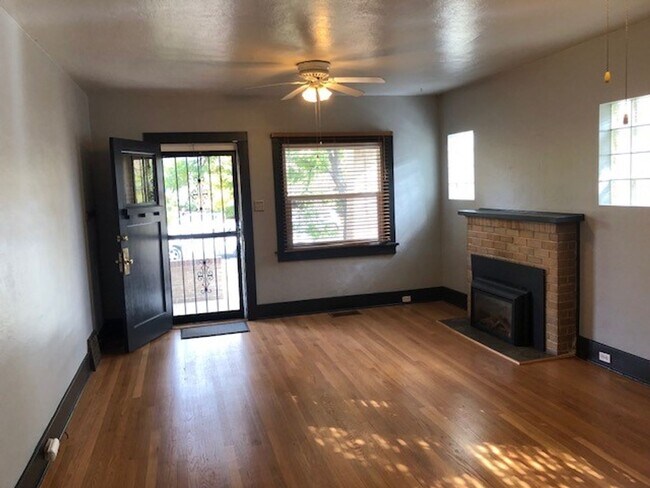 2717 Fillmore St in Denver, CO - Building Photo - Building Photo
