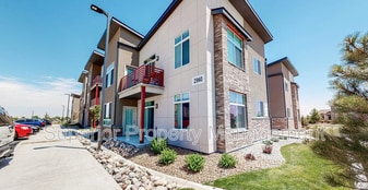 2960 Kincaid Dr in Loveland, CO - Building Photo