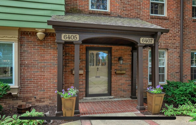 property at 6407 W Lloyd St