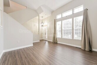 1495 Red Cliff Way in Castle Rock, CO - Building Photo - Building Photo