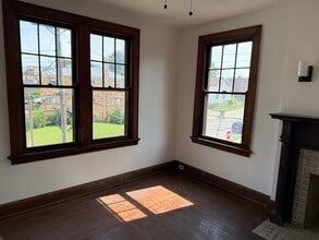 3745 St Lawrence Ave in Cincinnati, OH - Building Photo - Building Photo