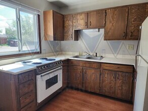 808 E Canby St in Laramie, WY - Building Photo - Building Photo