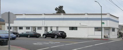 2802 38th Ave in Oakland, CA - Foto de edificio - Building Photo