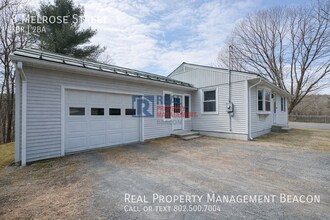 8 Melrose St in Lebanon, NH - Building Photo - Building Photo