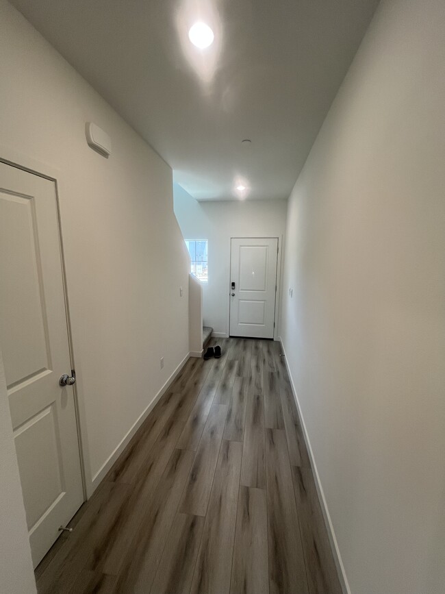 3030 Steiner Ln in Chico, CA - Building Photo - Building Photo