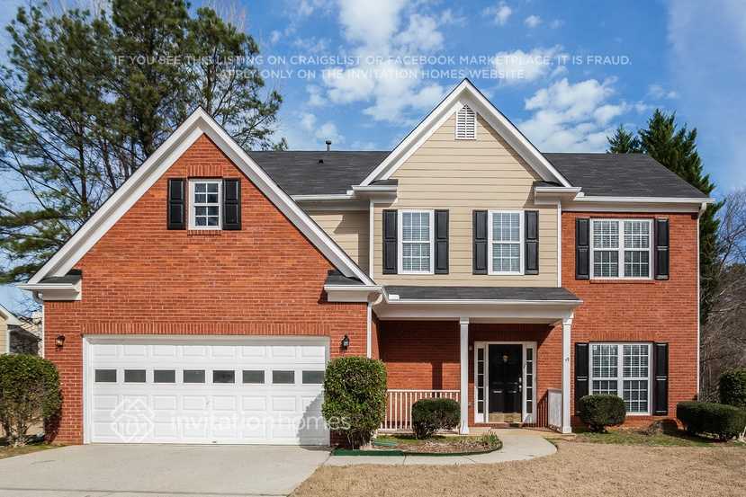 2127 Caneridge Dr in Marietta, GA - Foto de edificio