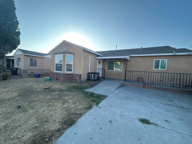 property at 3133-3135 La Madera Ave