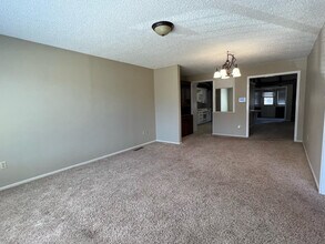 3404 74th St in Lubbock, TX - Building Photo - Building Photo