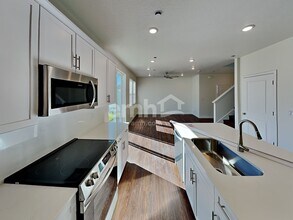 3452 N Annabell St in Eagle Mountain, UT - Foto de edificio - Building Photo