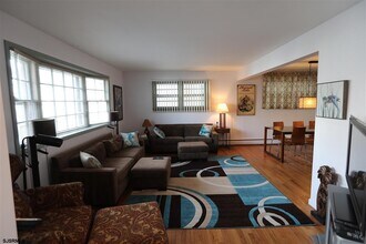 14 S Swarthmore Ave in Ventnor City, NJ - Building Photo - Building Photo